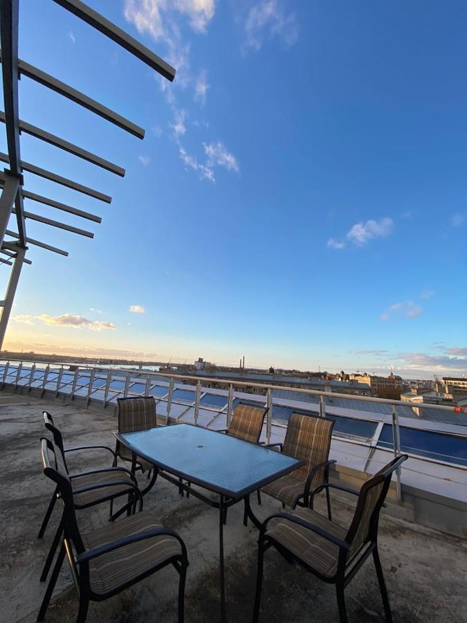 Riga Centre , Skyloft Apartment 178M2 Luaran gambar